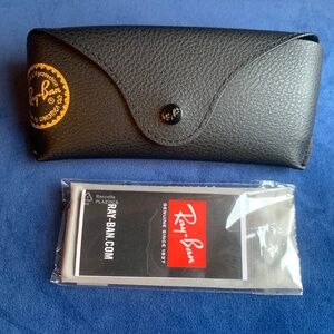 NEW RAYBAN EYE/SUNGLASS CASE W. Cleaning cloth